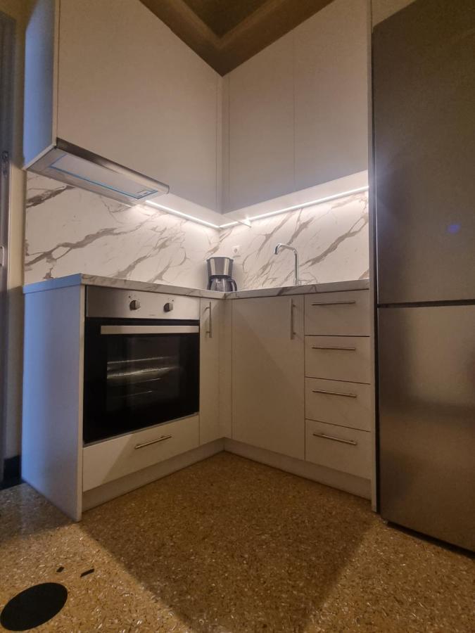 Bmv Apartments Афины Экстерьер фото