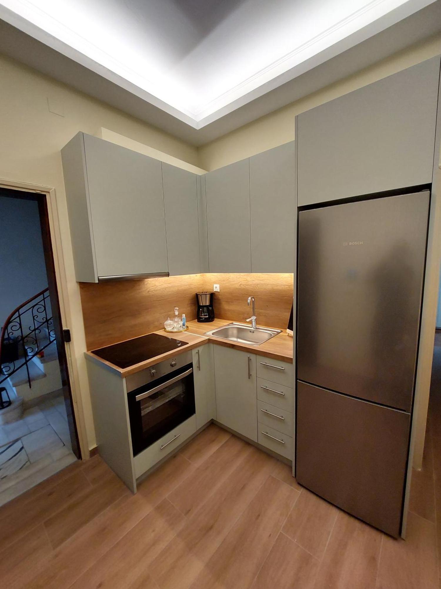 Bmv Apartments Афины Экстерьер фото